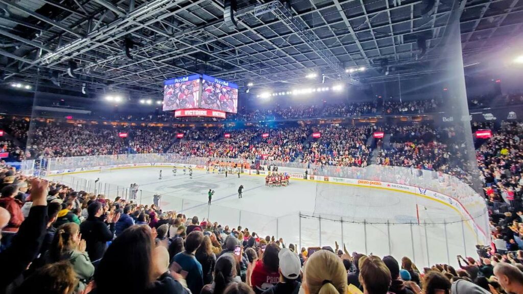 Montréal-Ottawa à la Place Bell à Laval en hockey féminin professionnel (27 janvier 2024)